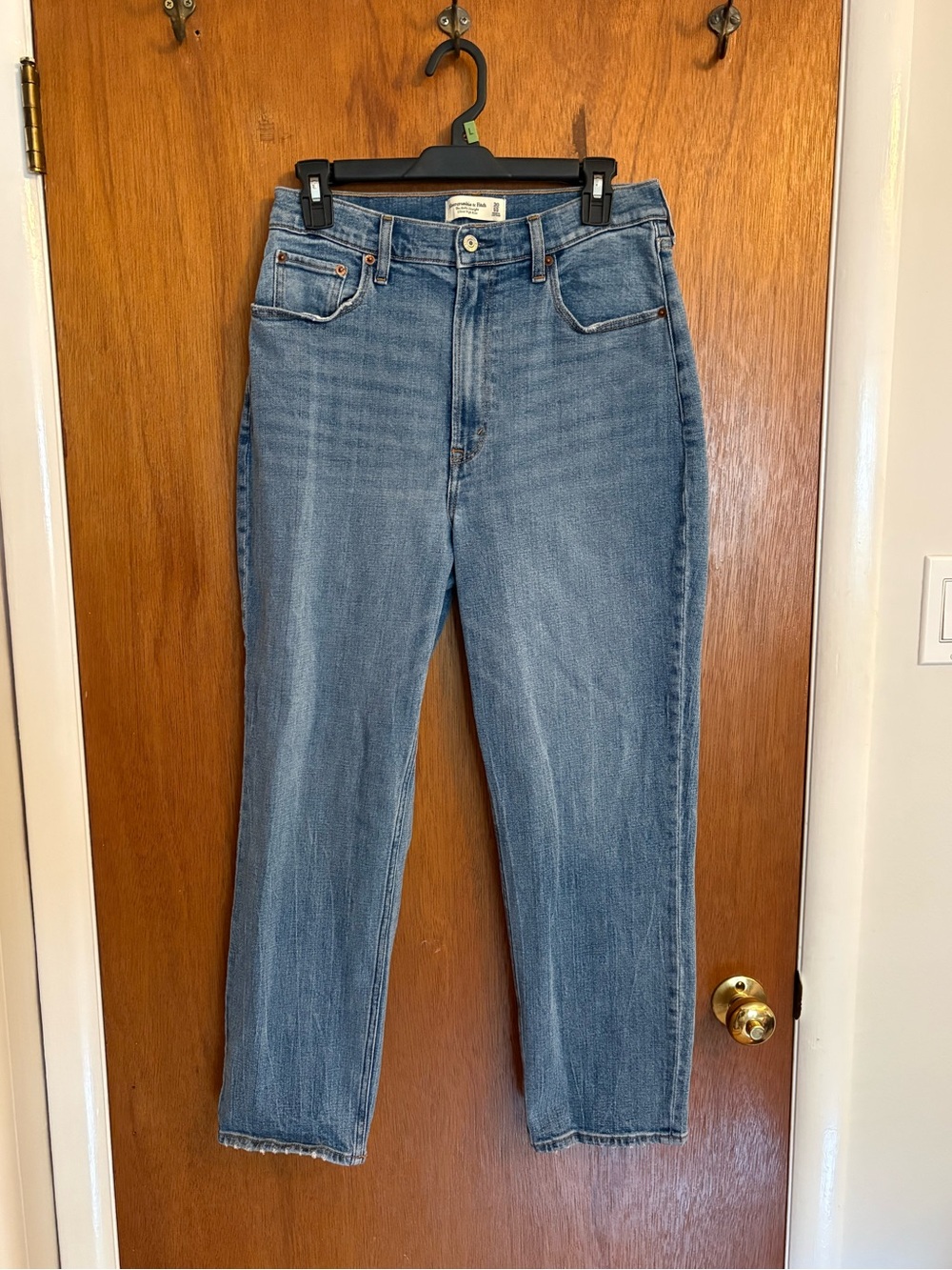 Abercrombie & Fitch The Ankle Straight Ultra High Rise